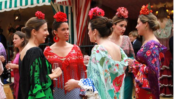 Laura Jiménez, María Castellano, Irma Millán, Myriam Ariza y Carmen Torres