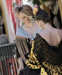 Mujeres de flamenca