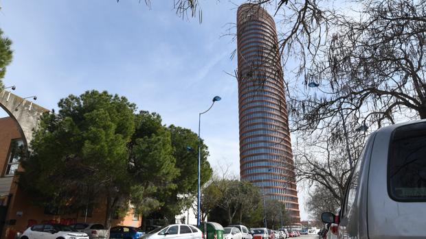 El hotel ocupará entre la planta 25 y 37 de la Torre Sevilla