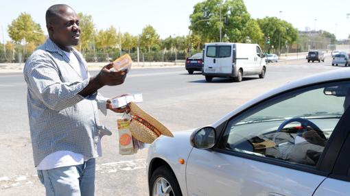 Amby pasó más de siete años trabajando como vendedor de pañuelos en Tablada