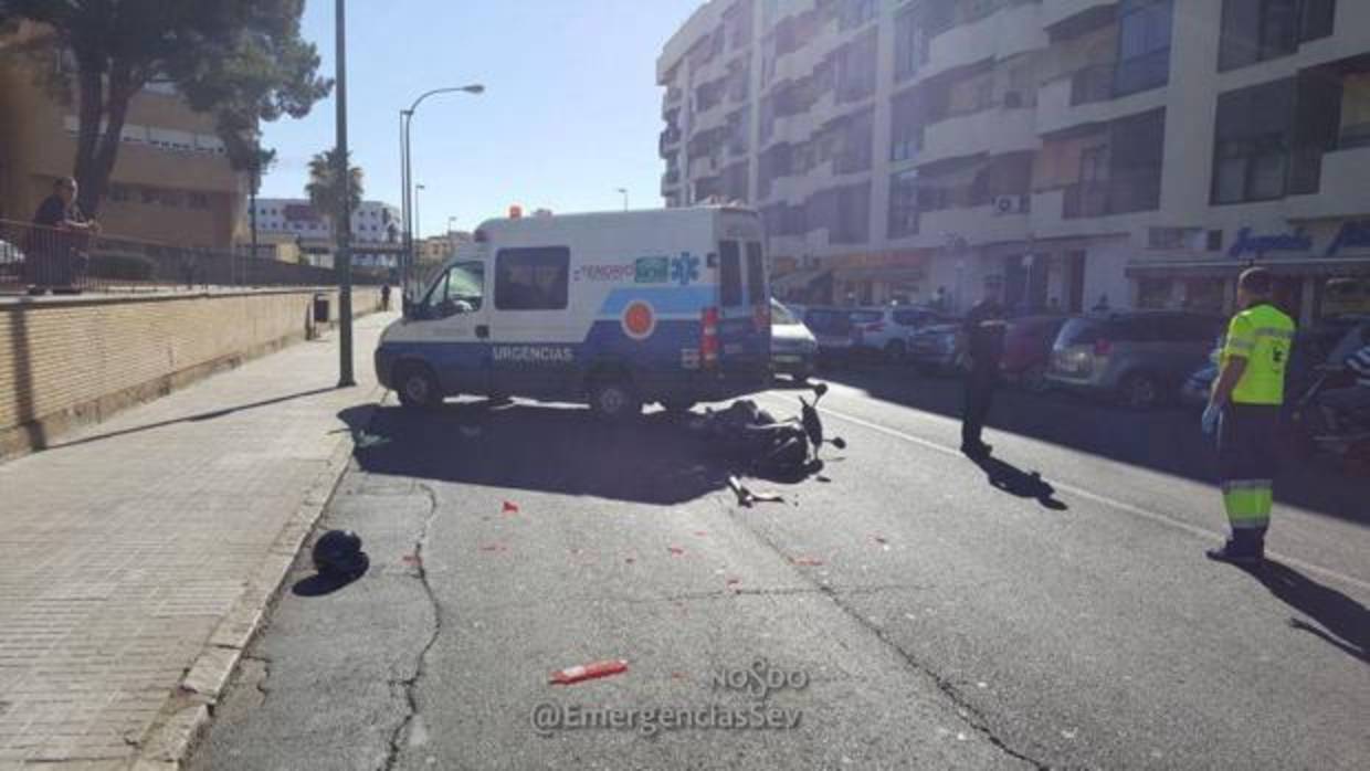 La colisión se ha producido junto al Hospital Virgen del Rocío