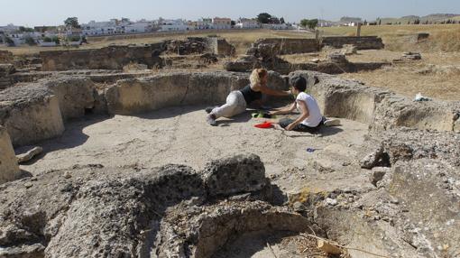 Excavan una villa en Itálica con una construcción única en la península