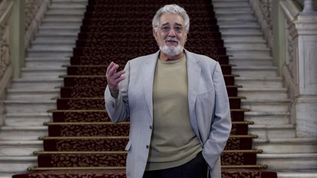 Plácido Domingo: «El resto del mundo cree más en España que los propios españoles»