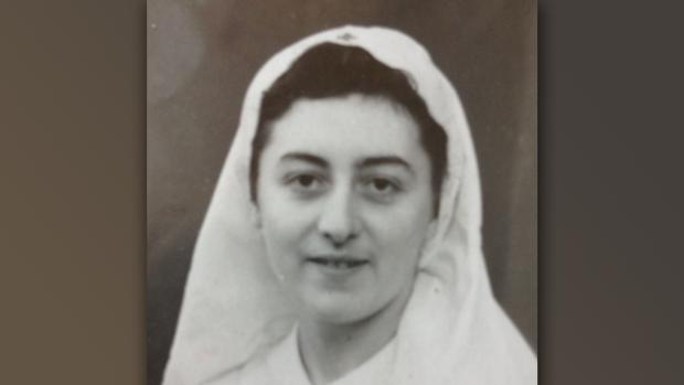 Claudia cuando era enfermera de Cruz Roja durante la II Guerra Mundial