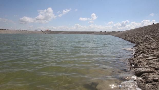 Sevilla tiene garantizado el consumo de agua durante cuatro años aunque no llueva