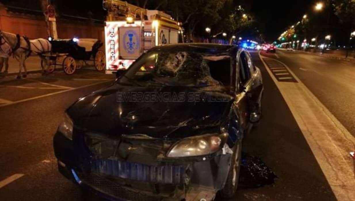 Vehículos que chocó anoche con el coche de Cabalos en el Paseo de las Delicias