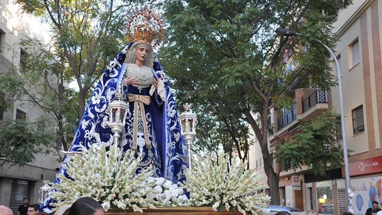 Rosario de la aurora de la Virgen de los Dolores / RECHI