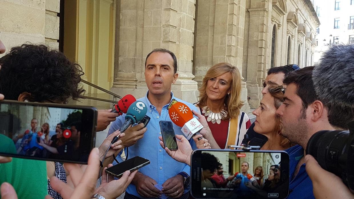 El gobierno local pide a Ciudadanos «que no haga más el ridículo» con sus críticas al Alcázar