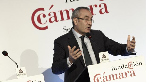 «El puerto de Sevilla debe atraer empresas industriales y logísticas»