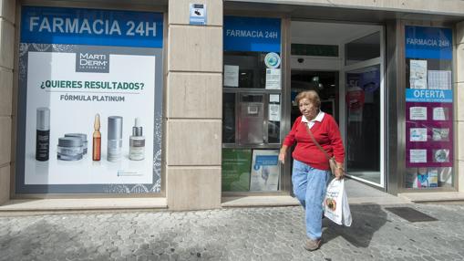 Farmacia en la calle Amador de los Ríos