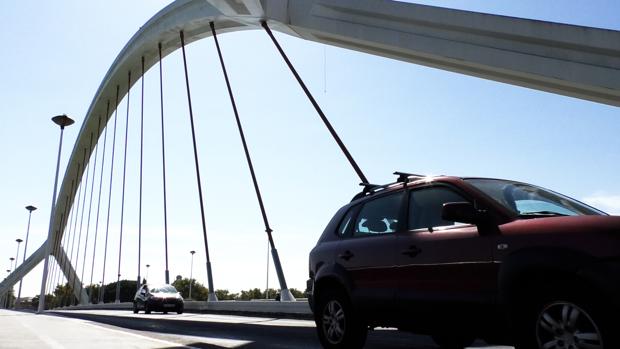 Hoy se cumplen 20 años de la apertura al tráfico del Puente de la Barqueta