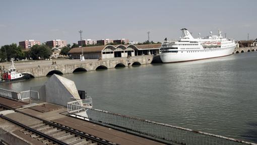 Imagen del muelle de las Delicias desde el puente