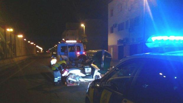 Cazado conduciendo una moto por el carril bici, sin permiso ni seguro y con la ITV caducada