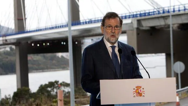 Rajoy expresa sus condolencias por la muerte de Manuel Olivencia