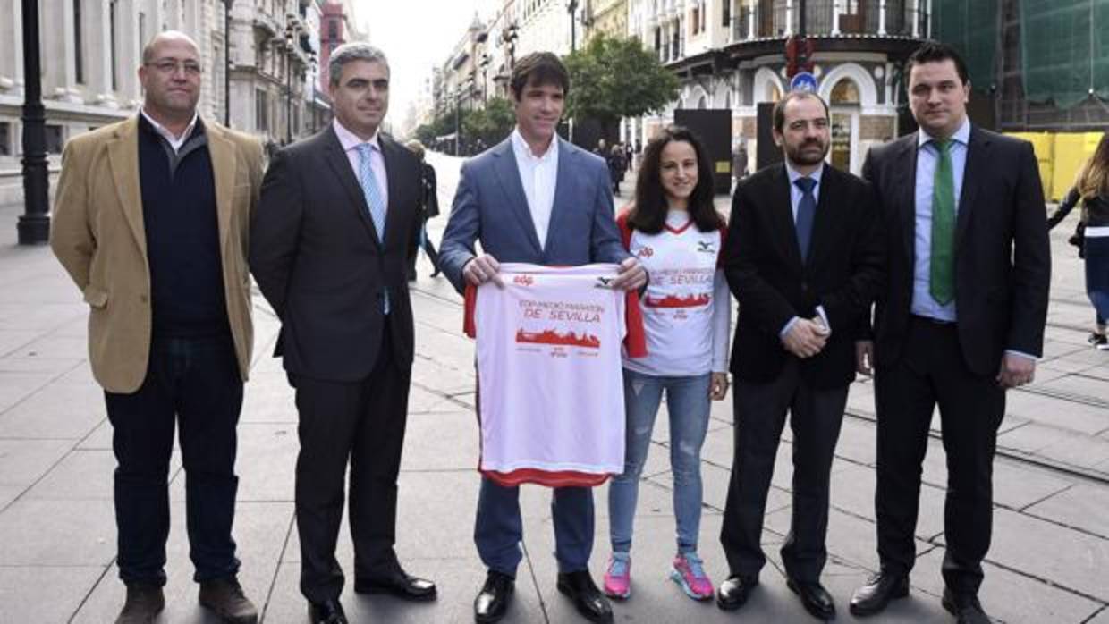 Presentación de la Media Maratón de Sevilla, este jueves, en la Avenida de la Constitución