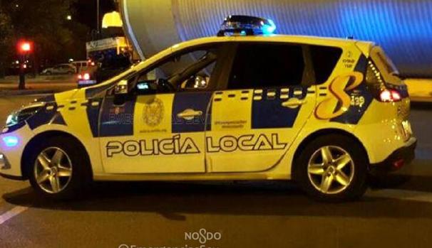 Agrede a su madre y la echa del domicilio donde viven en Sevilla