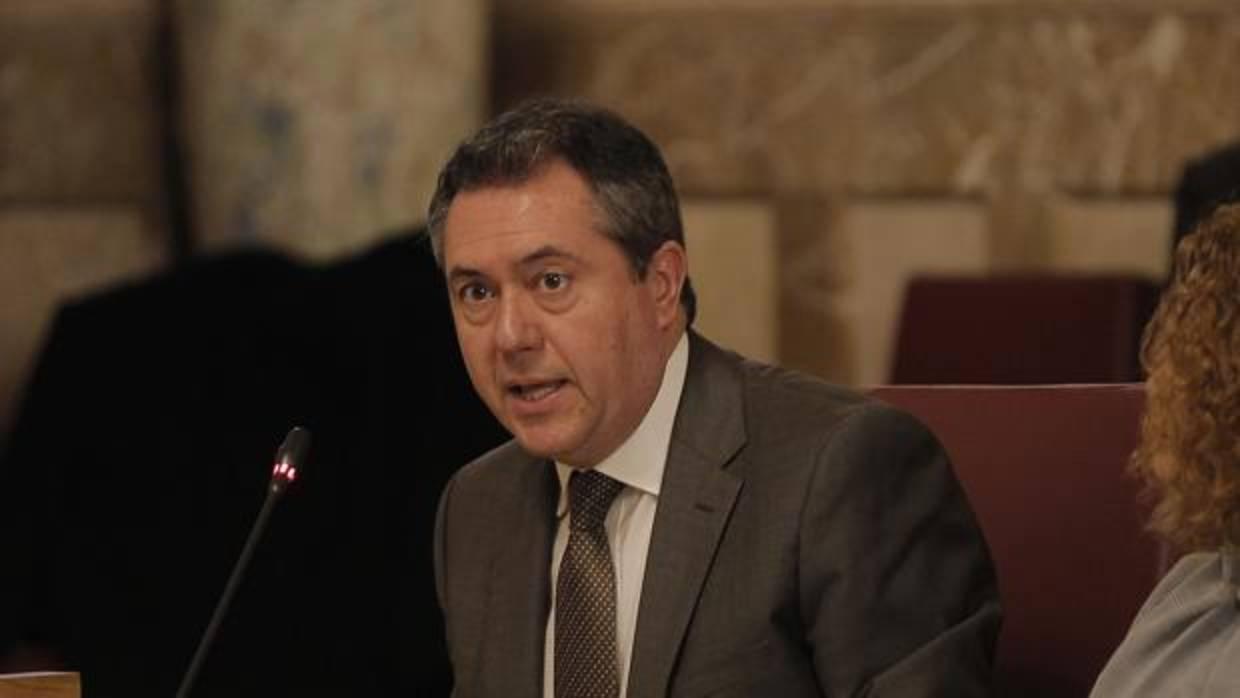 El alcalde, Juan Espadas, en el Pleno de ayer