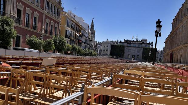 Últimos preparativos para la Semana Santa