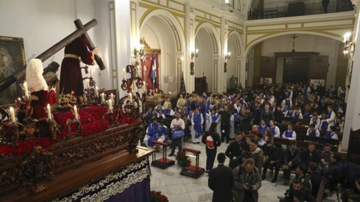 La Misión dentro de su templo