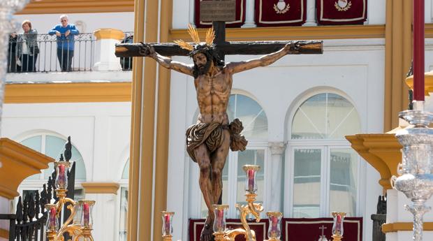 Vídeo: Así se abrió el Miércoles Santo con el Cristo de la Sed