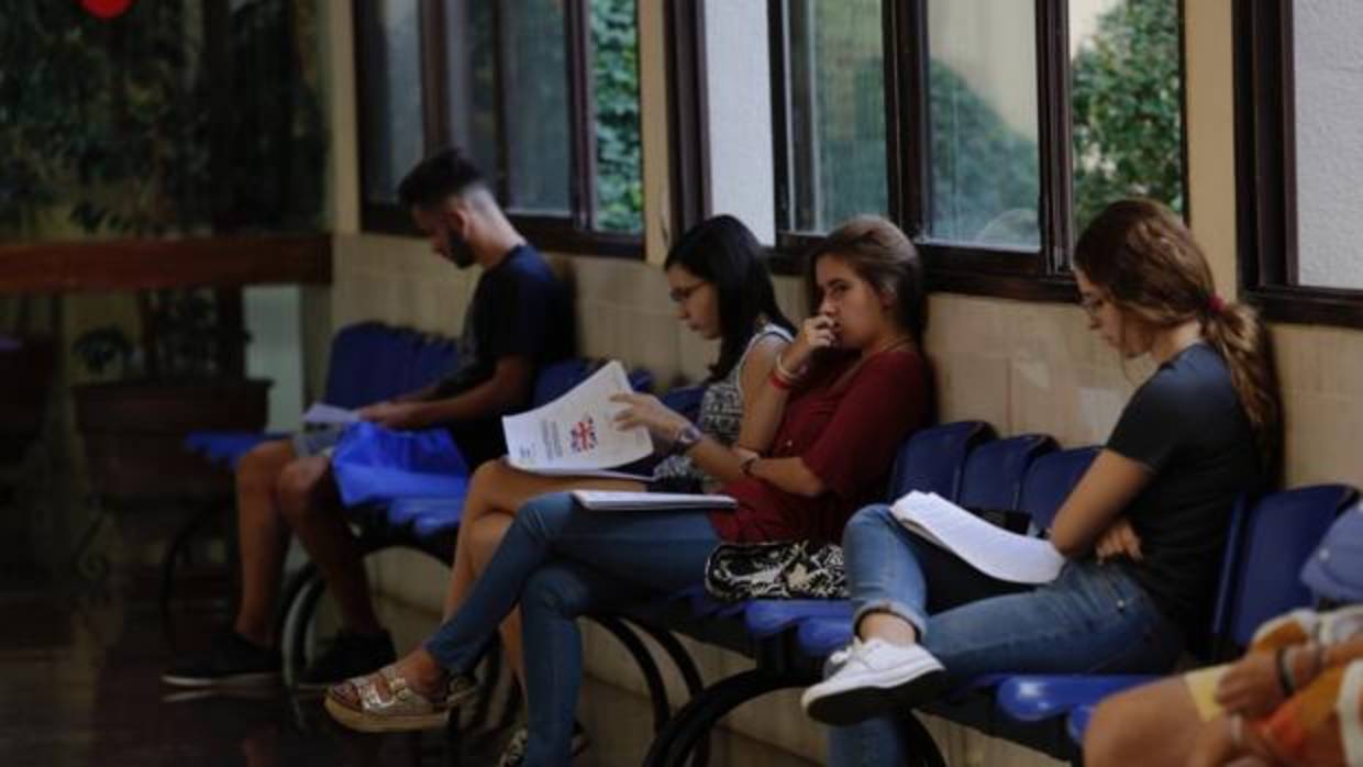 Cada vez son más los universitarios que estudian Formación Profesional