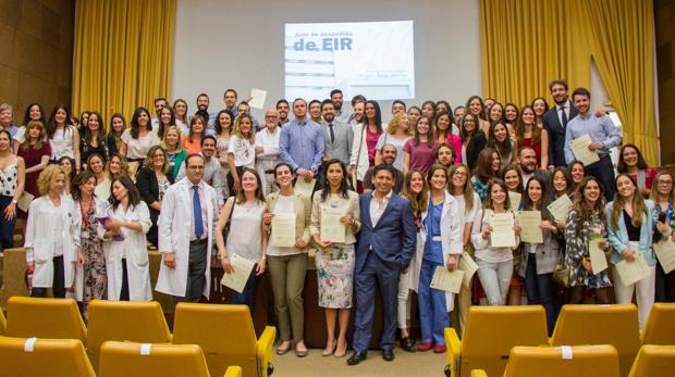 Despedida de los 85 residentes del Hospital Virgen Macarena de Sevilla