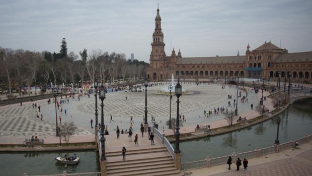 La Plaza de España de Sevilla, segundo monumento más espectacular del mundo