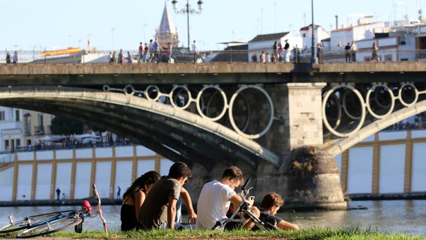 Tiempo en Sevilla: Junio llega con ascensos de temperaturas y cielos algo nubosos