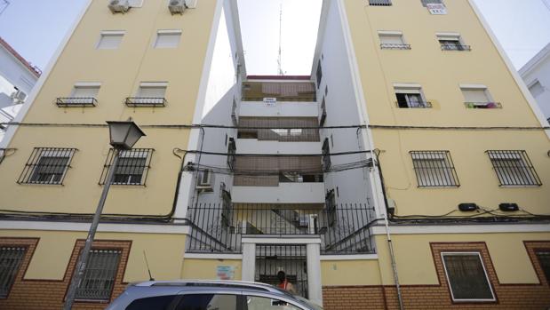 El Ayuntamiento de Sevilla abre el plazo de ayudas para instalar ascensores en edificios de viviendas