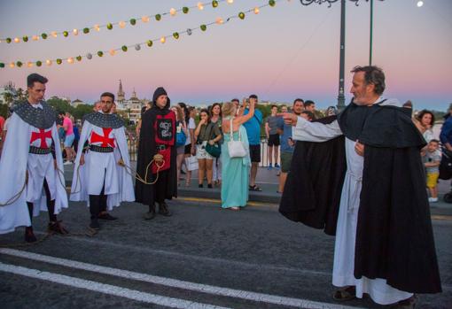 Gran desfile medieval en Sevilla en las XXIII Jornadas Medievales de Cortegana