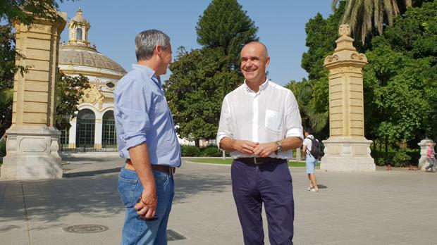 Terminan los trabajos de conservación de los pilares de entrada de la Exposición del 29 de Sevilla