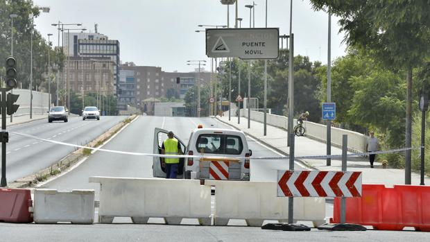 El puente de las Delicias abre al tráfico este domingo, 2 de septiembre, a mediodía