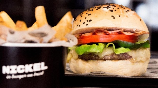 Nickel Burguer revoluciona con su carta el concepto de hamburguesería en Sevilla