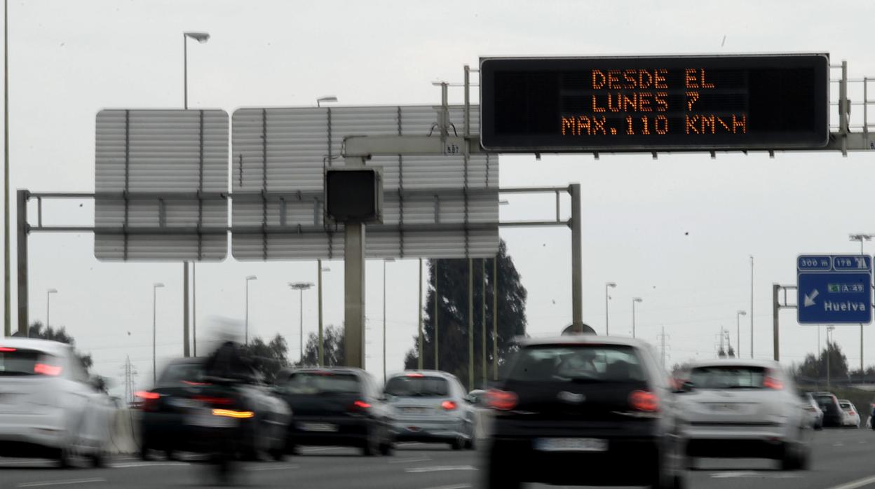 El vehículo propiedad de la empresa circulaba a 115 km/h