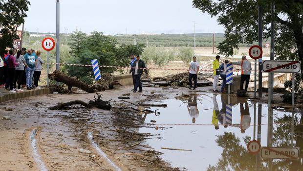 Hasta cinco carreteras de la provincia de Sevilla siguen cortadas por las intensas lluvias