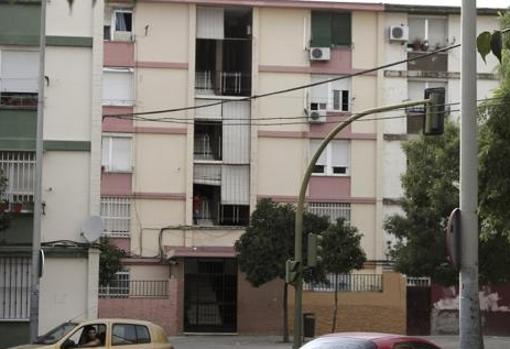 Bloque de pisos donde un hombre mató a su casero en agosto de 2017, también en la calle Carena