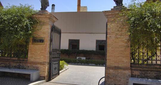 Crematorio del cementerio de San Fernando, en Sevilla