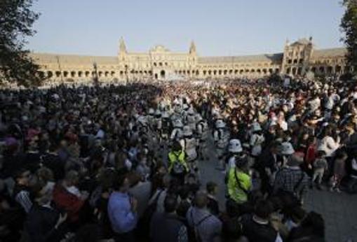 Desfile de los personajes de Star Wars en la Plaza de España