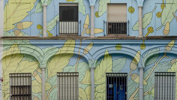 El arte urbano «reforesta» la facultad de Bellas Artes