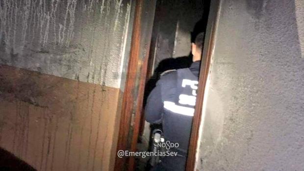 Muere un hombre con movilidad reducida al incendiarse su casa en Sevilla