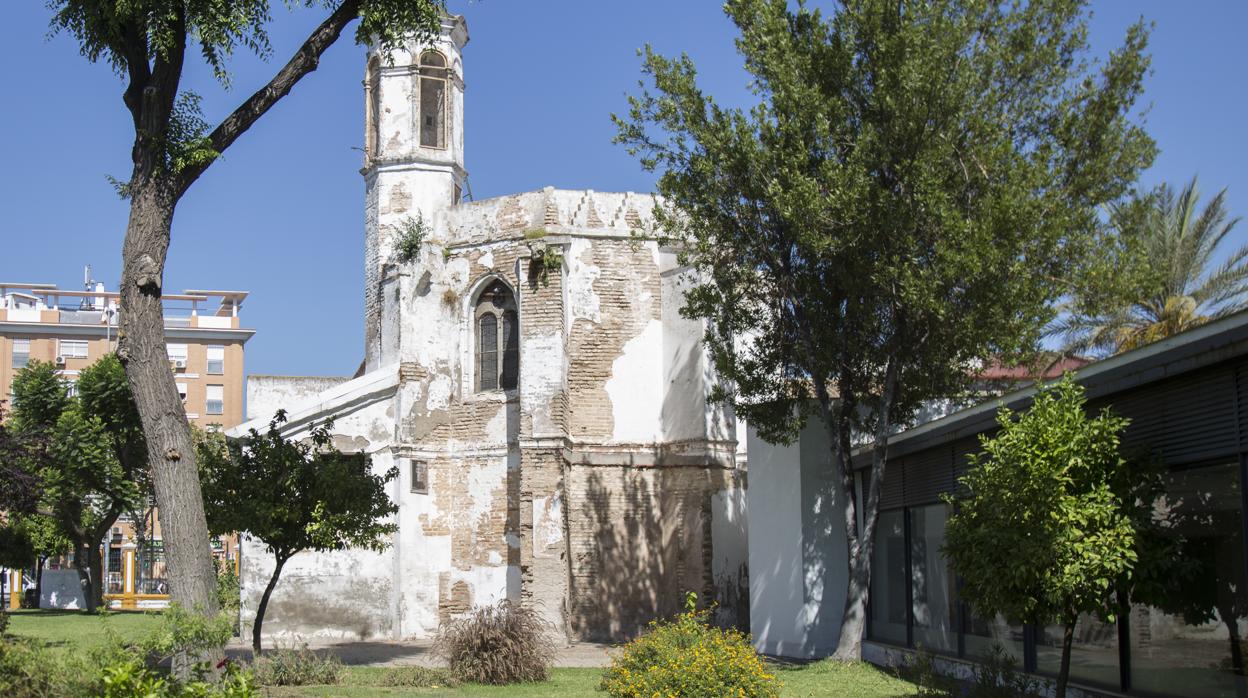 La Junta de Andalucía promete, ahora, restaurar el retablo de la iglesia de San Lázaro en Sevilla