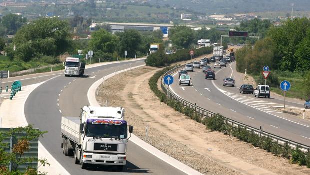 Sevilla tiene dos de los 50 radares que más multan en España