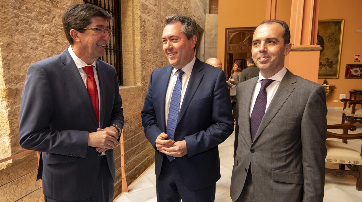 Reunión del alcalde de Sevilla Juan Espadas y el vicepresidente de la Junta, Juan Marín