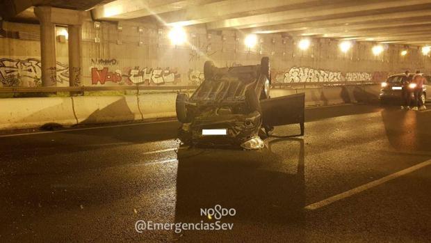 Provoca un accidente por conducir ebrio en sentido contrario por la SE-30 en Sevilla