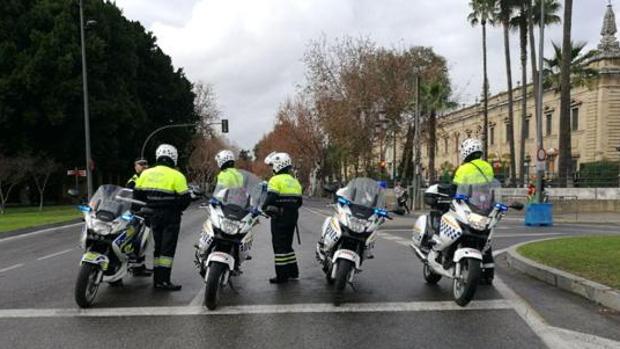 Califican de «propaganda política» las nuevas patrullas a pie de la Policía Local de Sevilla