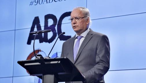 Álvaro Ybarra en su discurso durante el acto