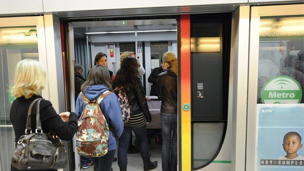 Convocada una huelga indefinida en el metro de Sevilla a partir del Sábado de Pasión