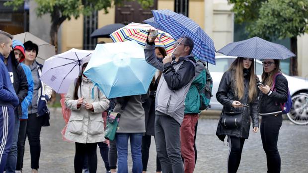 La lluvia vuelve a Sevilla este fin de semana