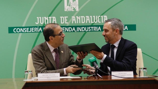 Una planta fotovoltaica propia abastecerá a la isla de la Cartuja