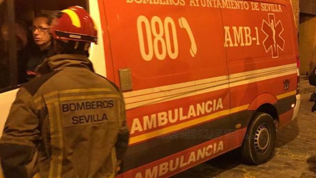 Le explota una bombona de una cachimba mientras la manipulaba en la cocina de su casa en Sevilla